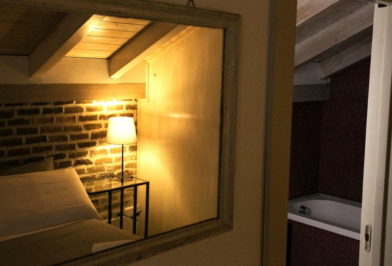 Suittom Apartment คาตาเนีย ภายนอก รูปภาพ