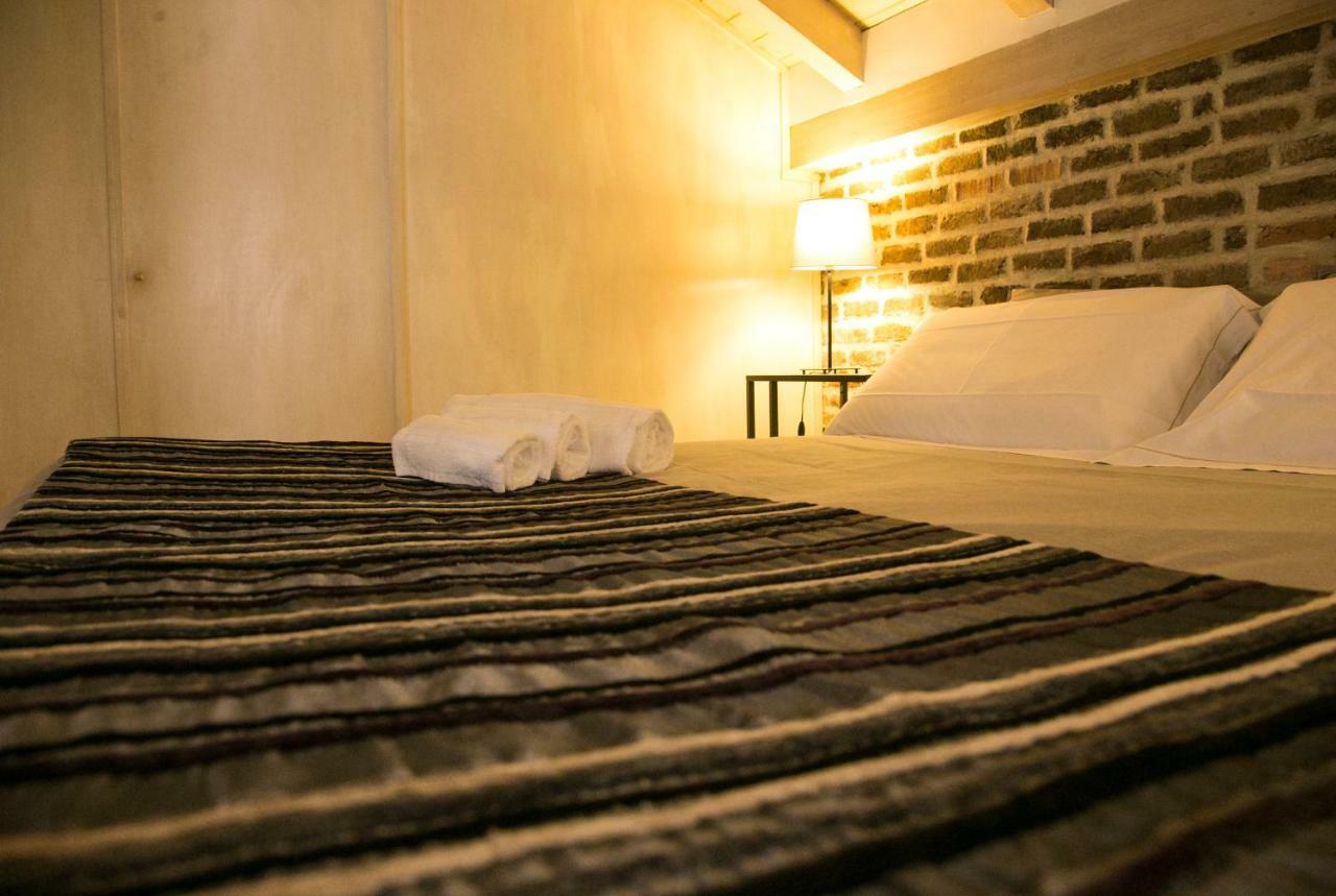 Suittom Apartment คาตาเนีย ภายนอก รูปภาพ