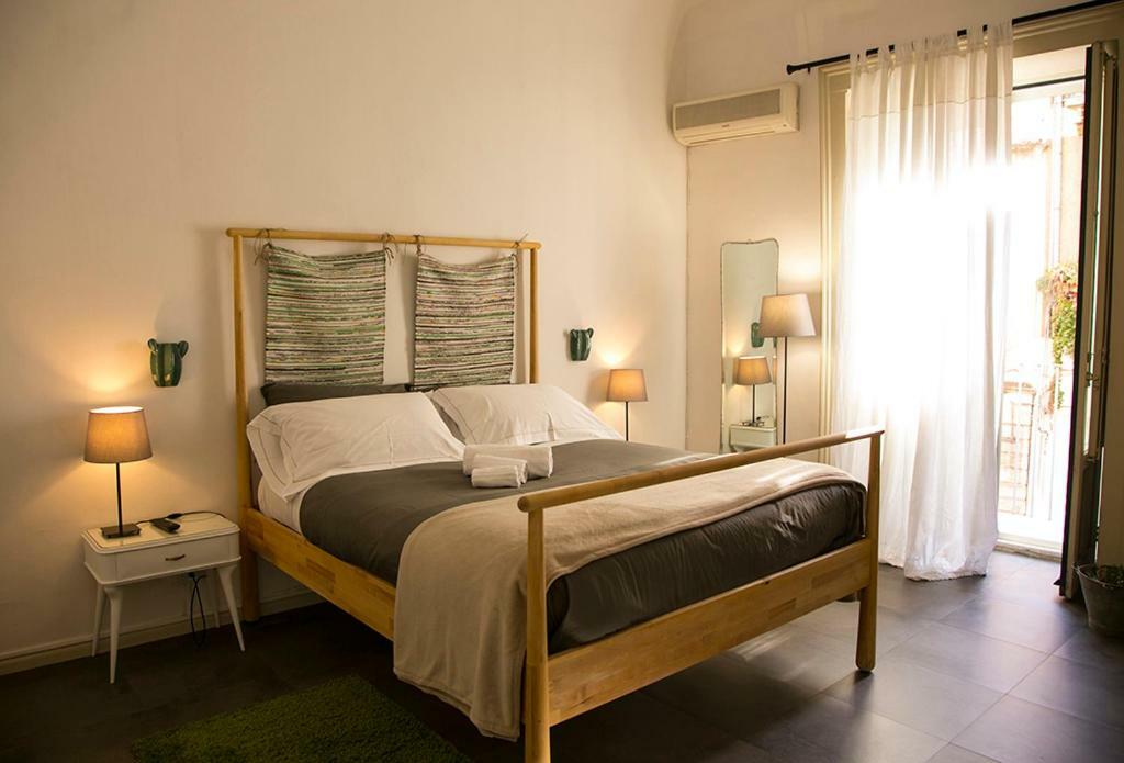 Suittom Apartment คาตาเนีย ภายนอก รูปภาพ